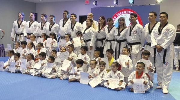 ¡DISCIPLINA Y TÉCNICA DESTACAN EN EL EXAMEN DE GRADOS!