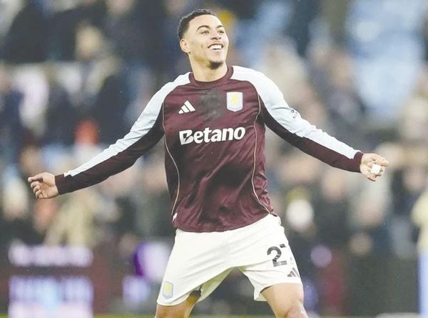 ¡DOBLETE DE RODGERS LE DA TRIUNFO AL ASTON VILLA!