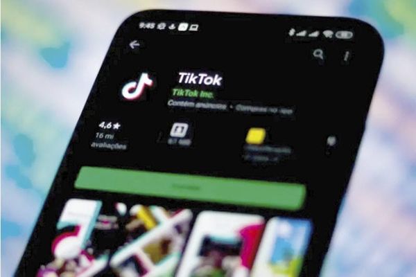 ¡PRIMERA PROHIBICIÓN DE REDES SOCIALES DEL MUNDO ENTRA EN VIGOR EN AUSTRALIA!