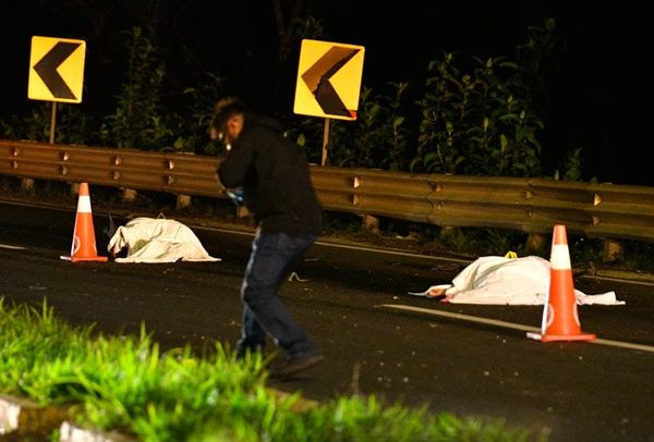 ¡DOS MUERTOS EN MOTOCICLETAZO EN LA CARRETERA XALAPA–COATEPEC!