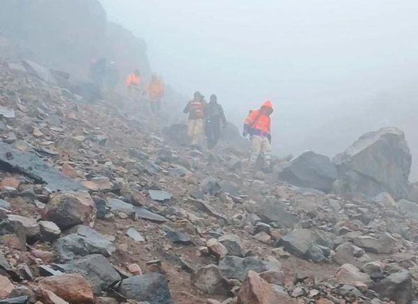 ¡ESTÁN VIVOS! - LOS 11 MONTAÑISTAS PERDIDOS EN EL PICO DE ORIZABA