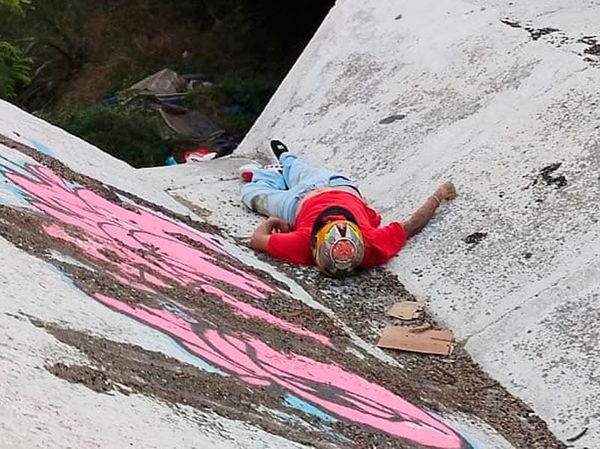 ¡MOTOCICLISTA PERDIÓ LA VIDA EN LA AUTOPISTA!