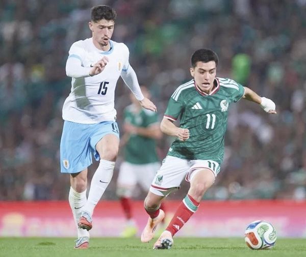 ¡PONEN A GILBERTO MORA ENTRE LOS 100 MEJORES JUGADORES DEL MUNDIAL!