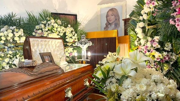 ¡ULTIMO ADIÓS! - A LUCERO