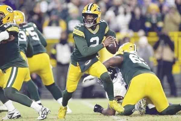 ¡MANTIENEN RAVENS ESPERANZA DE PLAYOFFS!