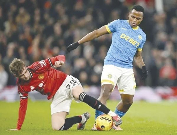 ¡NO PUEDE MAN UNITED CON WOLVES EN OLD TRAFFORD!