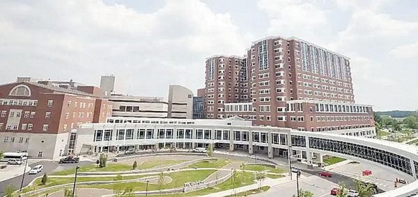 ¡TIROTEO EN UNIVERSIDAD ESTATAL DE KENTUCKY DEJA VARIOS HERIDOS!