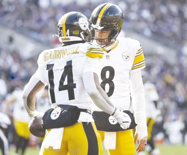 ¡RODGERS BRILLA Y STEELERS MANDA EN LA AFC NORTE!