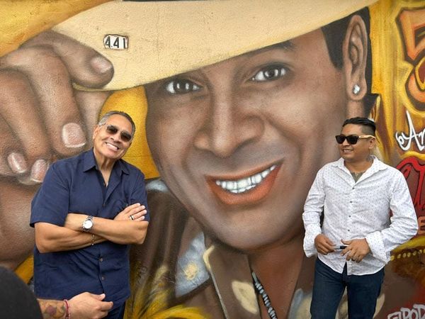 ¡YA TIENE MURAL TITO NIEVES!