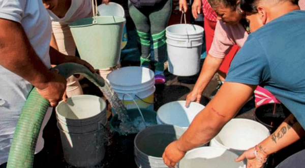 ¡NO HAY AGUA EN OCHO COLONIAS! - *Por una fuga en la red