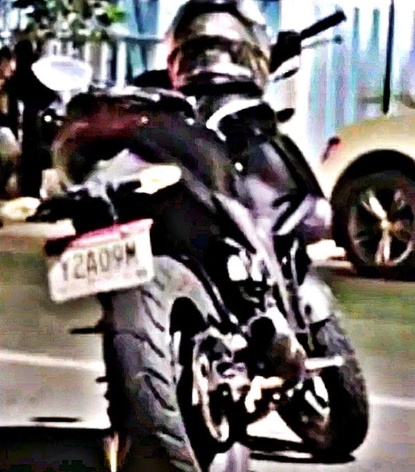 ¡ROBAN MOTO DE TRABAJADOR EN LA AVENIDA EJÉRCITO MEXICANO!