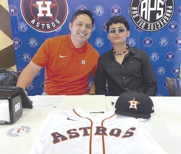 ¡UNA HISTORIA LLAMADA BÉISBOL! | ASTROS CONFÍAN EN VERACRUZANOS - En el béisbol, como en la vida, los sueños se trabajan a diario y hoy Veracruz tiene una historia que contar con orgullo: la de Max Villanueva Valdivia, muchacho nacido en El Nanche...