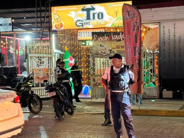 ¡ACRIBILLAN AL PERIODISTA CARLOS CASTRO! - LE DISPARAN 16 VECES