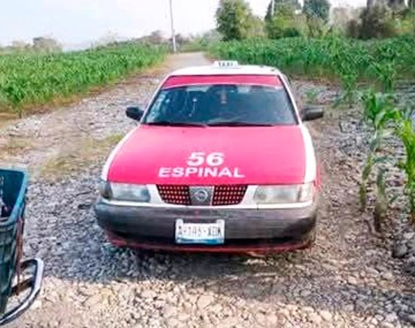 ¡MATAN A RULETERO Y A PASAJERA EN EL ESPINAL!