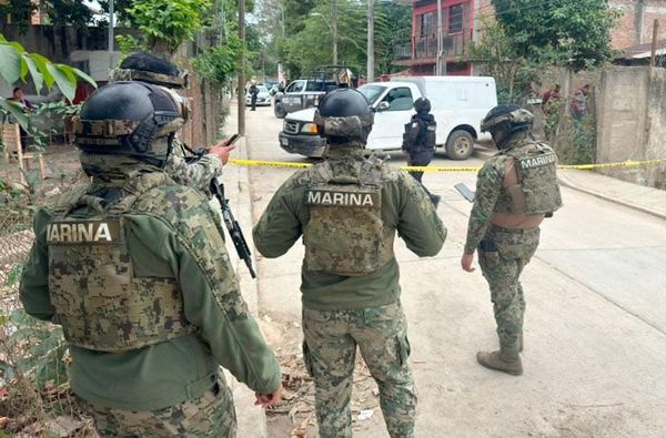 ¡EJECUTAN A BALAZOS A TRAILERO EN ALAMO!