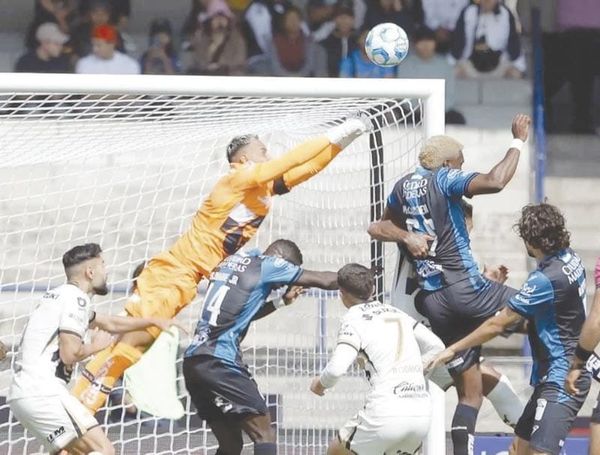 ¡TRISTE EMPATE ENTRE PUMAS Y GALLOS EN CU!