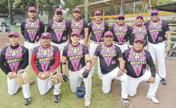 ¡TRIUNFOS DE PANZERS, C&A Y POLLOS!