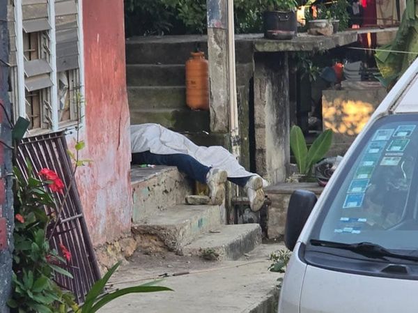 ¡MATAN DE 10 PLOMAZOS A EX CONVICTO EN TUXPAN!
