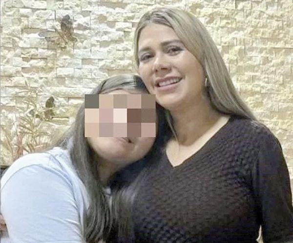 ¡LIBERAN A SECRETARIA PARTICULAR DE MANZO!