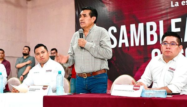 ¡SALE A DEFENDER LA SOBERANÍA! - *El maestro Esteban Bautista le entra al quite en Cosoleacaque