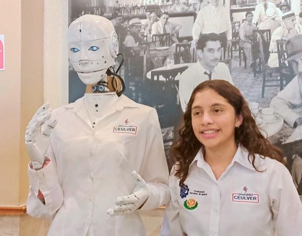 ¡“SONIA” LA ROBOT JAROCHA! - DE PELÍCULA