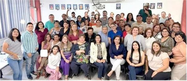 TODO EL PERSONAL ACADÉMICO Y ADMINISTRATIVO DEL CETIS 15