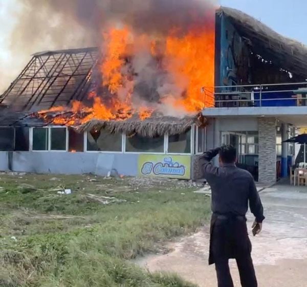 ¡QUEMAN “EL CALAMAR”! - A BOMBAZOS