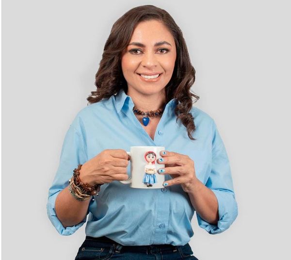 ¡LA DEJAN EN CEROS! - *Alcaldesa de Ixhuatlán del Café solo le dejaron 700 pesos en caja