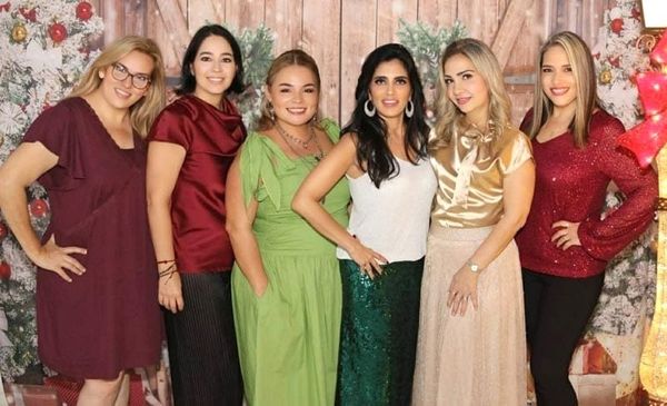 AMIGAS POR SIEMPRE
