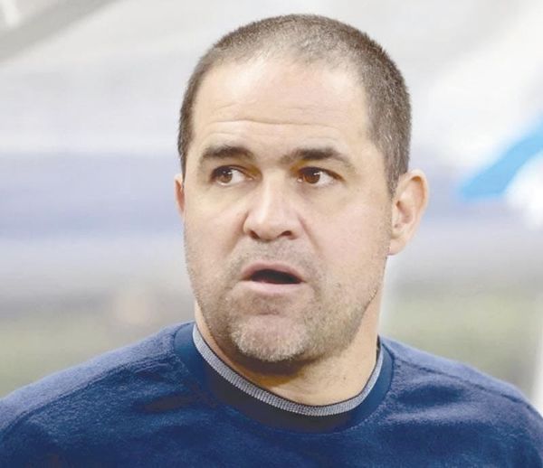 ¡LE LLUEVEN LAS CRÍTICAS A JARDINE TRAS DERROTA EN EL CLÁSSICO NACIONAL!