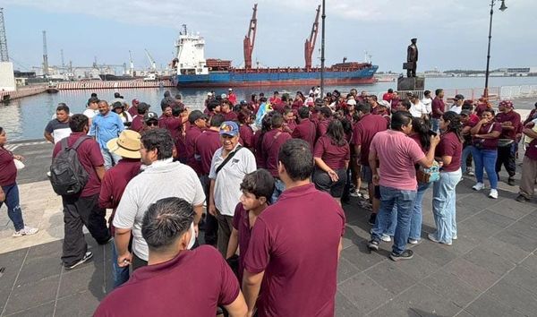 ¡SACAN A LOS AMBULANTES! - *Y se van a protestar al Zócalo