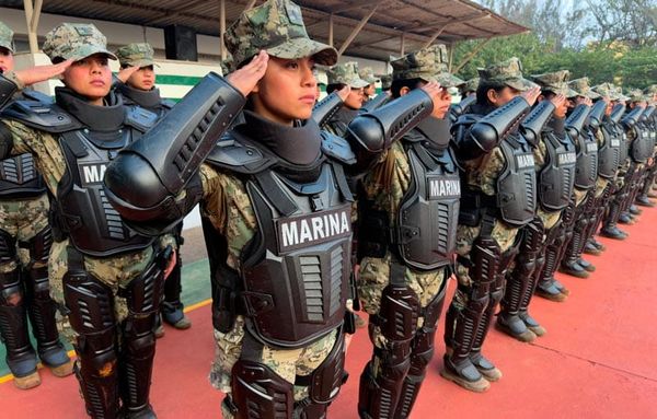 ¡ENTRENAN A INFANTES DE MARINA PARA ACCIONES ANTE DISTURBIOS!