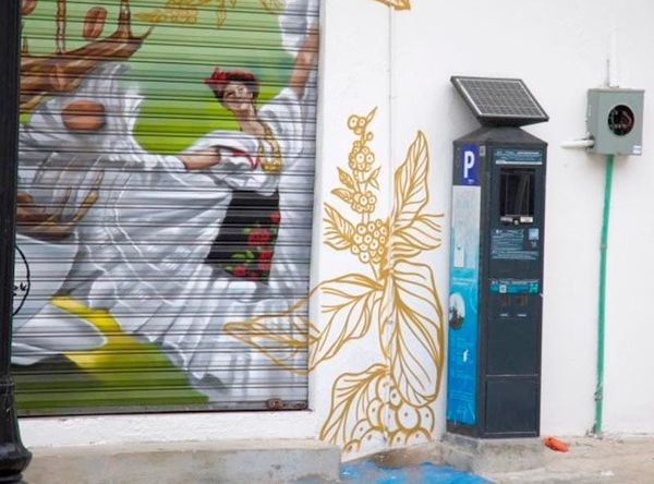 ¡NO COBRARÁ PARQUÍMETROS EL LUNES!