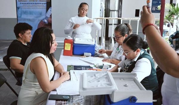 ¡LE ECHARÁN MONTÓN! - TENIA QUE SER