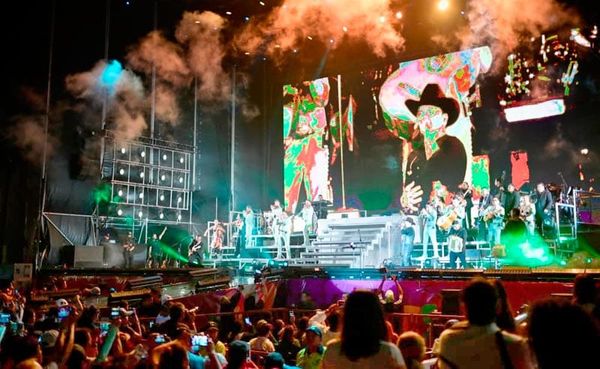 ¡VINO NODAL! - Y CANTÓ