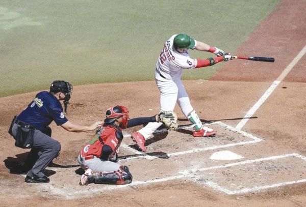 ¡DESPAIGNE GUÍA TRIUNFO DE TOMATEROS SOBRE PANAMÁ!