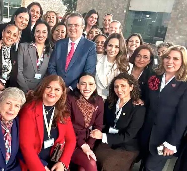 ¡VERACRUZANA AL COMITÉ DE INVERSIONES DE ECONOMÍA! - TRAERÁN LA DOLARIZA AL ESTADO