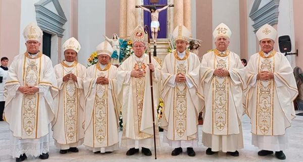 ¡CUMBRE DE OBISPOS!