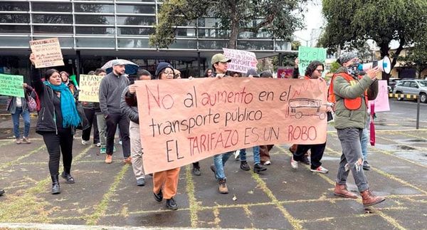 ¡PROTESTAN VS. TARIFAZO! - EN XALAPA