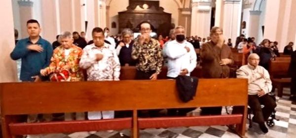 ¡REZAN POR LOS EX REYES!