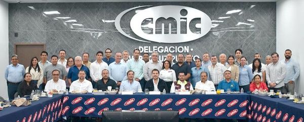 ¡VINO POSADA A CMIC!