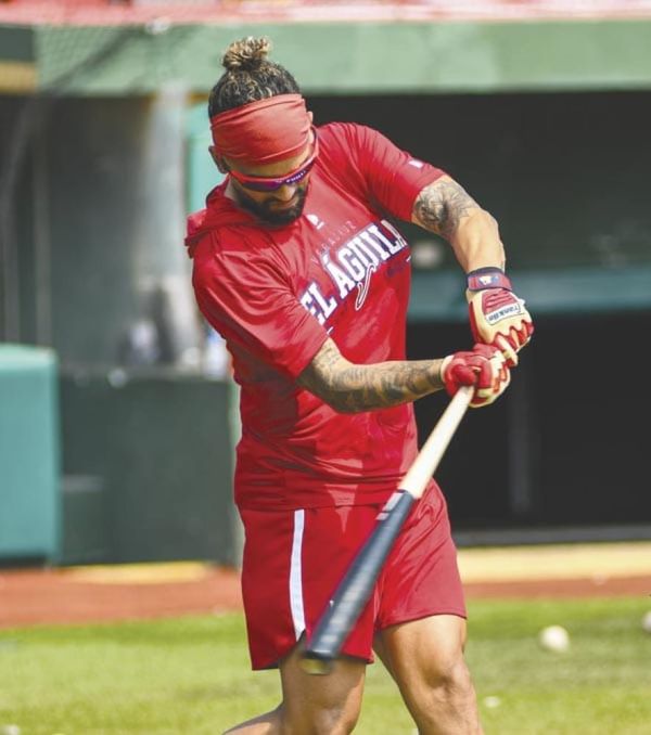 ¡UNA HISTORIA LLAMADA BÉISBOL! | CARAS NUEVAS EN EL NIDO - El campamento de El Águila de Veracruz ya huele a temporada, y no es exageración: con el 98 por ciento del roster presente, el “Glorioso” empieza a tomar forma de equipo serio rumbo al...