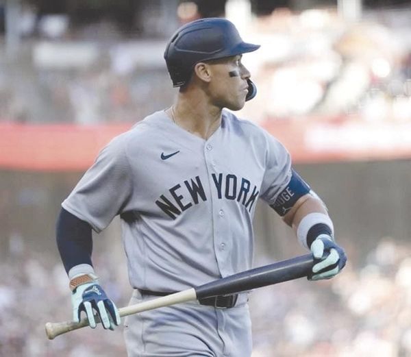 ¡UNA HISTORIA LLAMADA BÉISBOL! | EL BRONX CONQUISTA SAN FRANCISCO - Arrancó el telón de las Grandes Ligas y los Yankees no llegaron a San Francisco a ver qué pasaba, llegaron a imponer condiciones desde el primer inning, mandando un mensaje…