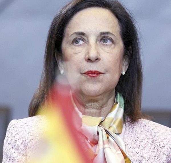 ¡ESPAÑA CIERRA ESPACIO AÉREO CON AVIONES IMPLICADOS EN GUERRA!