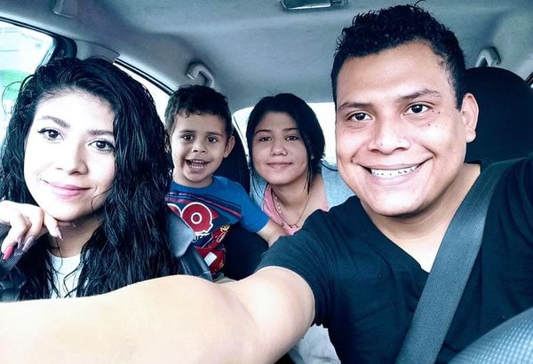 EL SEÑOR FRANCISCO SANTIAGO FESTEJÓ UN AÑO MÁS DE VIDA