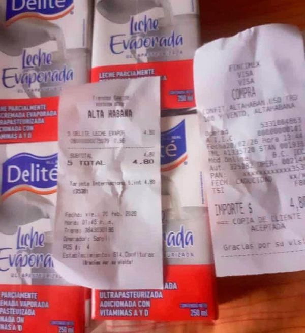 ¡REVENDEN AYUDA HUMANITARIA! - Y SIGUEN...