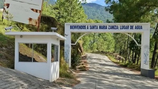 ¡EMBOSCAN Y MATAN A EXALCALDE DE ZANIZA Y A SU HIJO EN OAXACA!