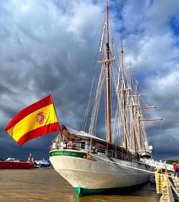 ¡VIENE EL JUAN SEBASTIÁN DE ELCANO!