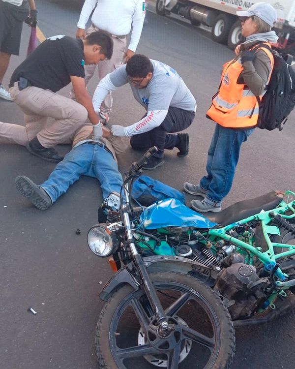 ¡BIKER LESIONADO EN “TORTAZO”!