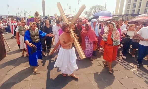 ¡HABRÁ VIA CRUCIS!